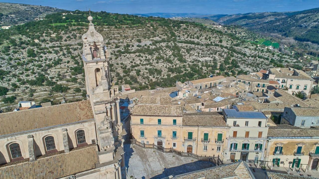 Piazza Duomo 36 Hotel Ragusa Exterior photo