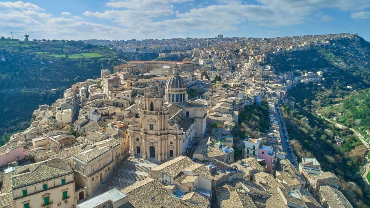 Piazza Duomo 36 Hotel Ragusa Exterior photo